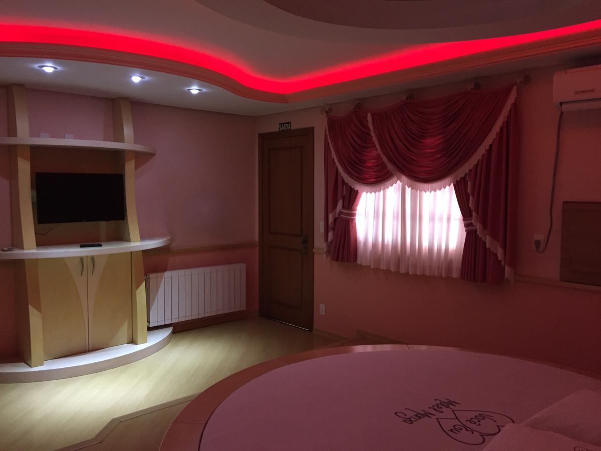 Motel Monza (Adults Only) Farroupilha Esterno foto